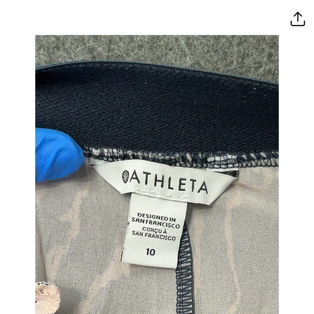 ATHLETA Vienna Cargo Pants Printed in Navy & Orchid Pink Lightweight - Picture 3 of 12